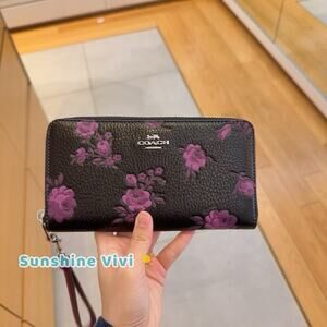 NWT Coach Long Zip Around Wallet With Floral Print CCL36 Black/Purple